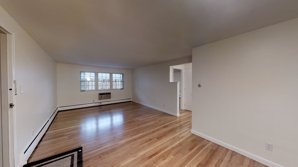 2 bed, 1 bath apartment for rent at 27 Arlington Rd Unit 5, Woburn — photo 5 of 12