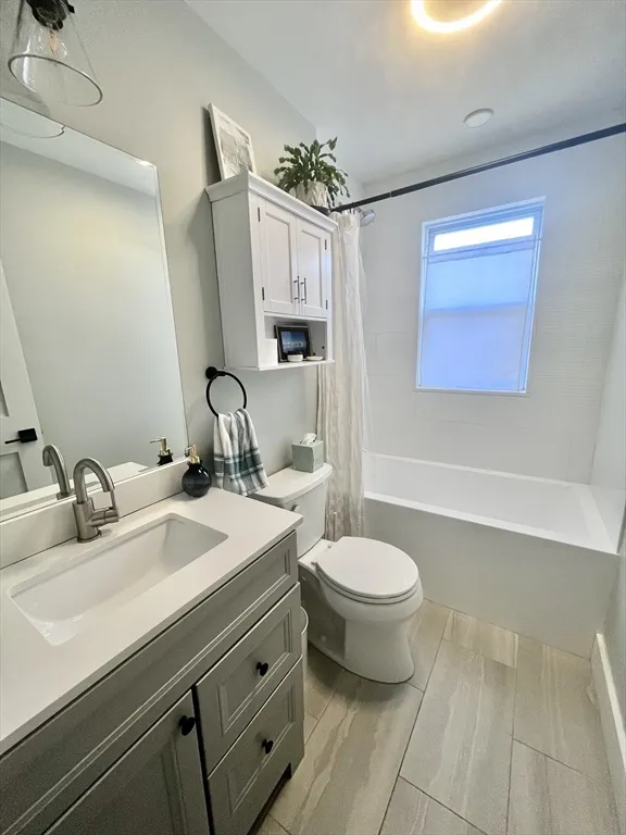 2 bed, 2 bath apartment for rent at 27 Armandine St Unit 3, Dorchester — photo 13 of 17
