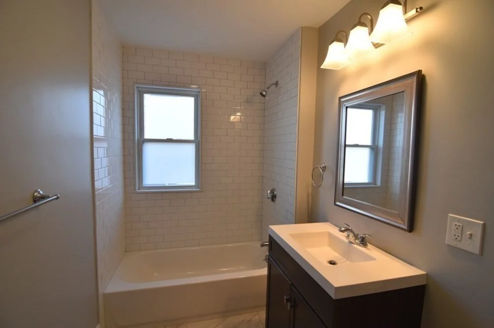 3 bed, 1 bath apartment for rent at 27 Austin St Unit 27, Milton — photo 6 of 15