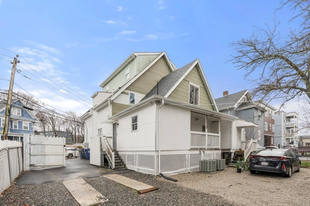 2 bed, 1.5 bath apartment for rent at 27 Ballou Ave Unit 27, Dorchester — photo 31 of 32