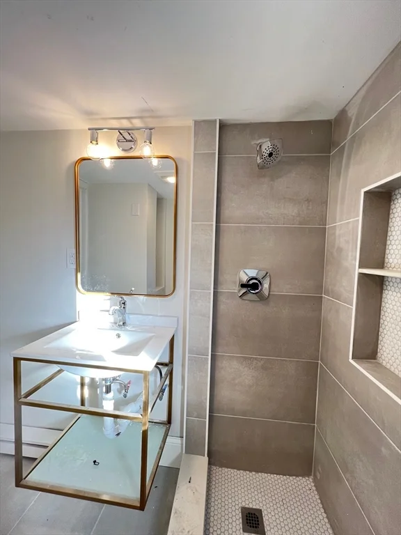 2 bed, 1 bath apartment for rent at 27 Barry St Unit 2R, Montclair — photo 11 of 24