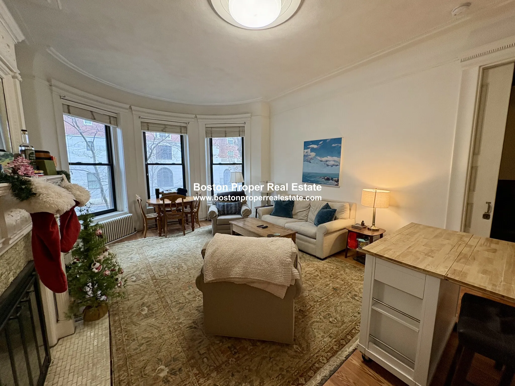 1 bed, 1 bath apartment for rent at 27 Bay State Rd Unit 2FF, Fenway — photo 2 of 13