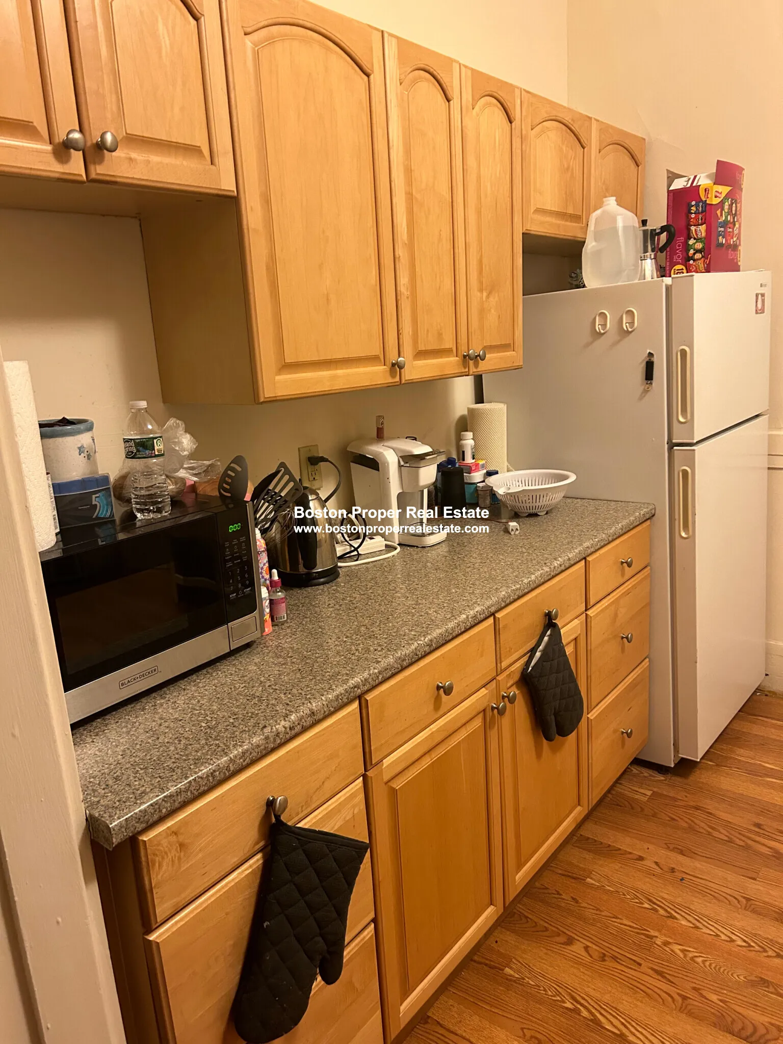 1 bed, 1 bath apartment for rent at 27 Bay State Rd Unit 2R, Fenway — photo 2 of 15