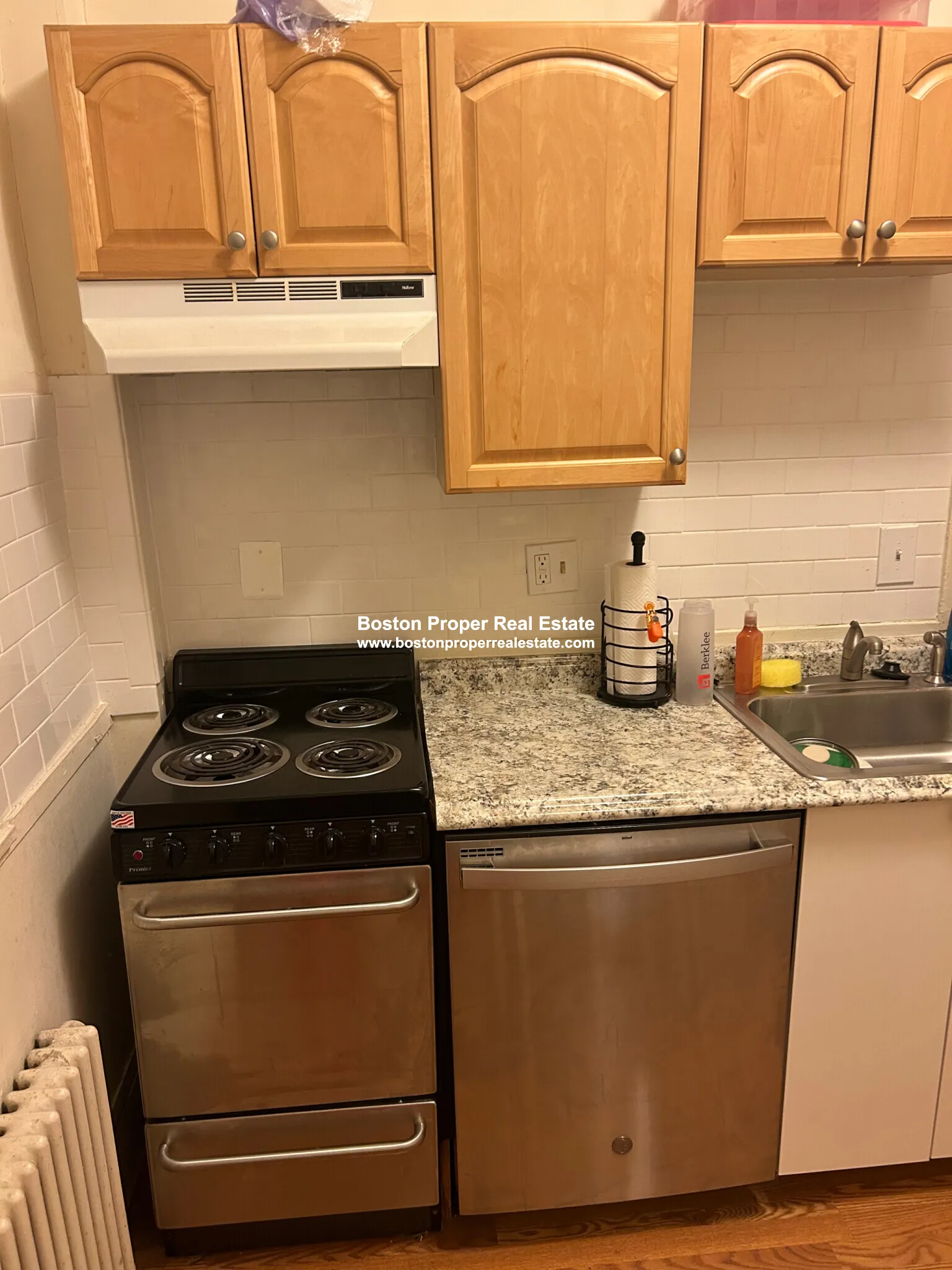 1 bed, 1 bath apartment for rent at 27 Bay State Rd Unit 2R, Fenway — photo 5 of 15