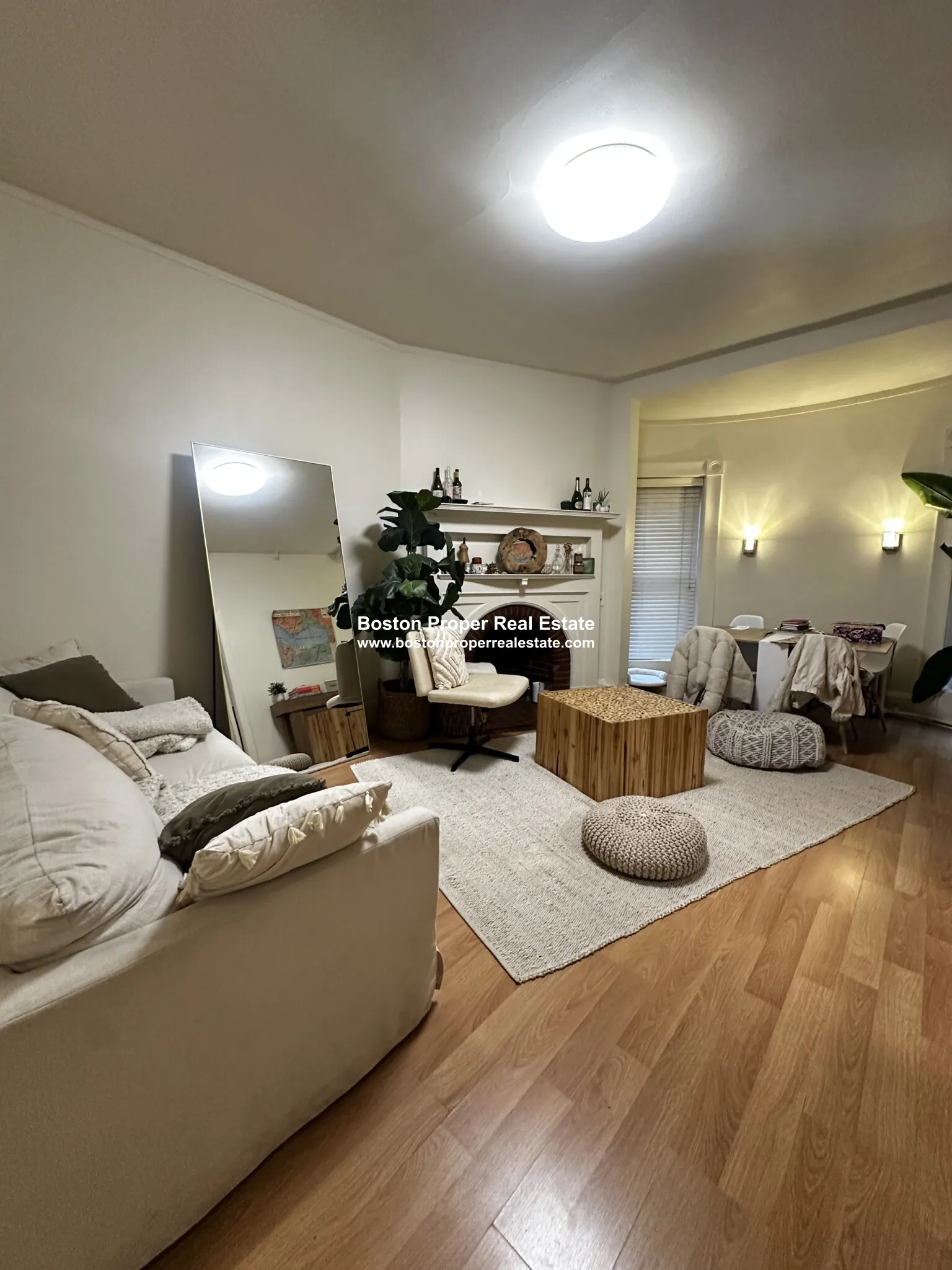1 bed, 1 bath apartment for rent at 27 Bay State Rd Unit 4F, Fenway — photo 1 of 6