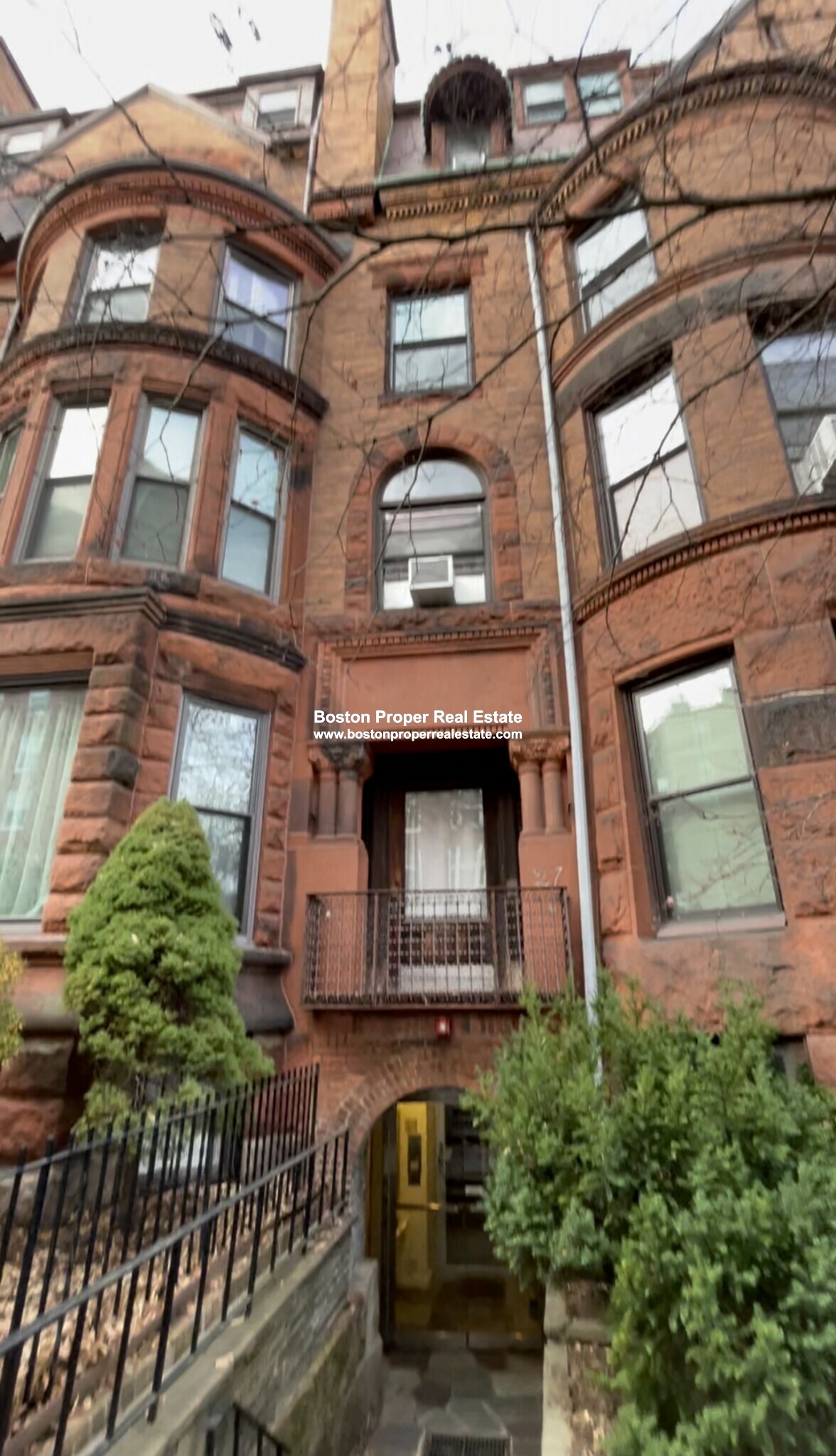 Studio bed, 1 bath apartment for rent at 27 Bay State Rd Unit 4R, Fenway — photo 8 of 10