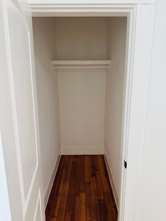 3 bed, 1 bath apartment for rent at 27 Belmont St Unit 2, Everett — photo 6 of 11
