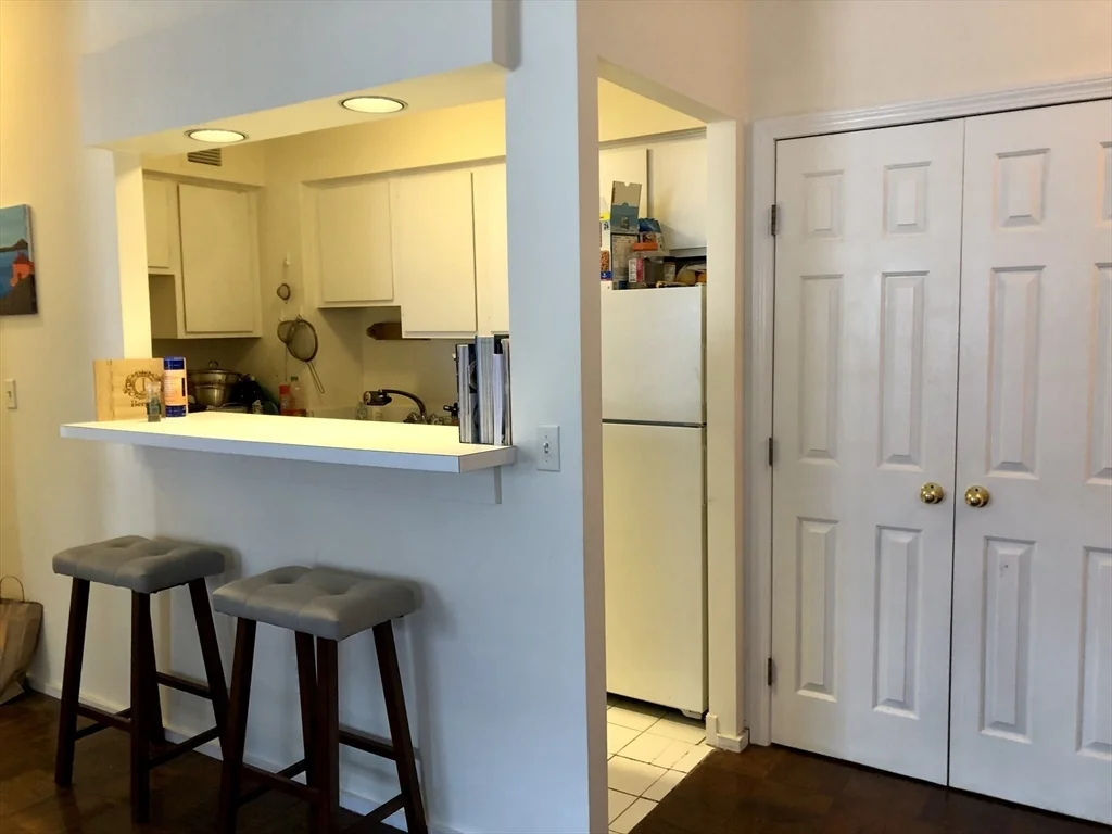 1 bed, 1 bath apartment for rent at 27 Bowdoin St Unit 2A, Beacon Hill — photo 4 of 17