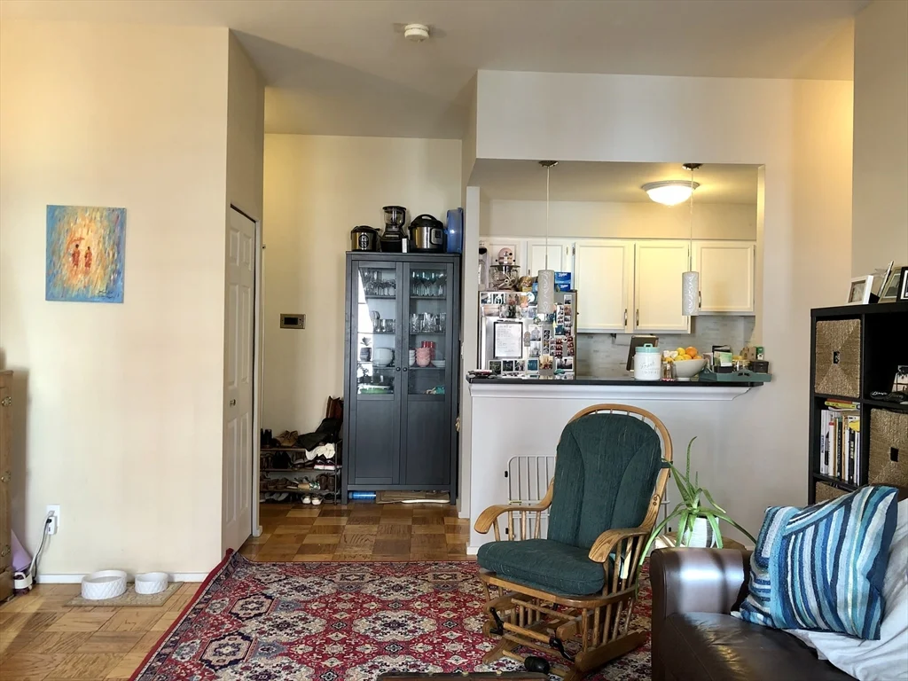 1 bed, 1 bath apartment for rent at 27 Bowdoin St Unit 2B, Beacon Hill — photo 6 of 11