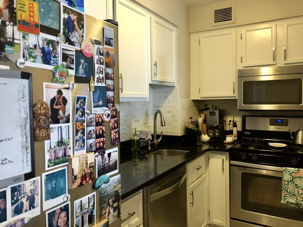 1 bed, 1 bath apartment for rent at 27 Bowdoin St Unit 2B, Beacon Hill — photo 7 of 11