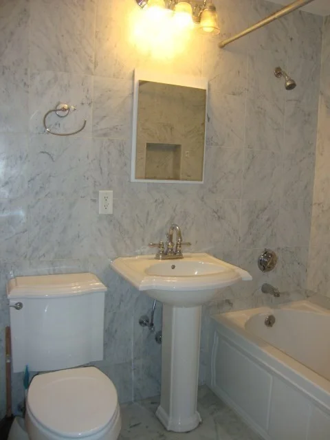 1 bed, 1 bath apartment for rent at 27 Bowdoin St Unit 2C, Beacon Hill — photo 7 of 8