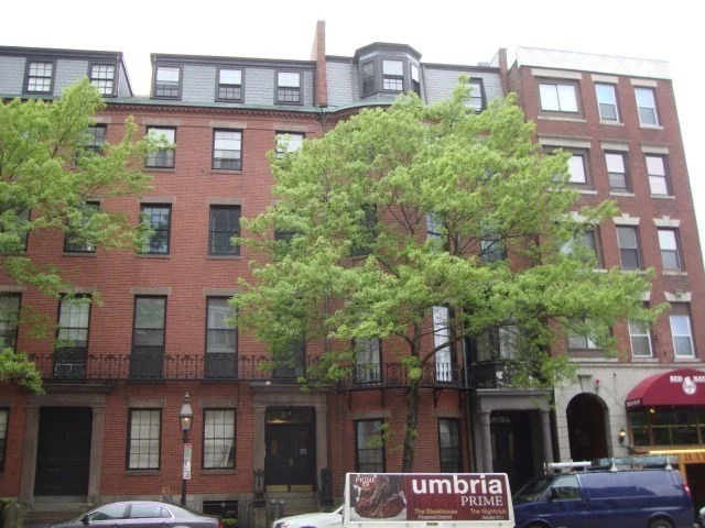 1 bed, 1 bath apartment for rent at 27 Bowdoin St Unit 2C, Beacon Hill — photo 8 of 8