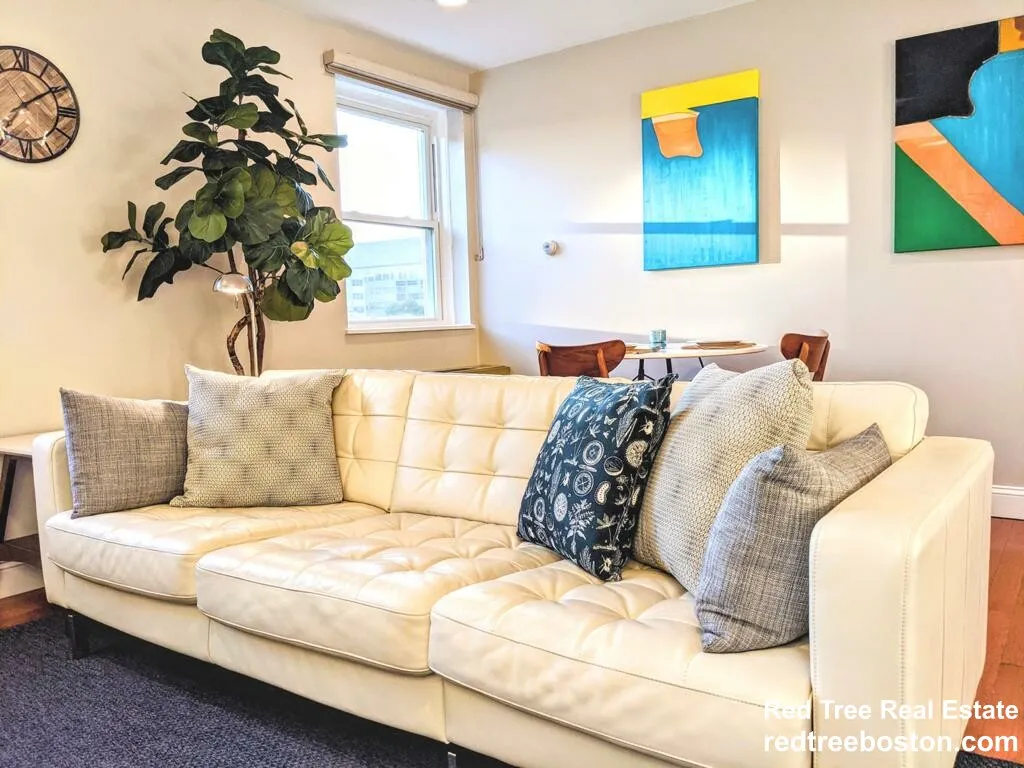 1 bed, 1 bath apartment for rent at 27 Bowdoin St Unit 5A, Beacon Hill — photo 2 of 24