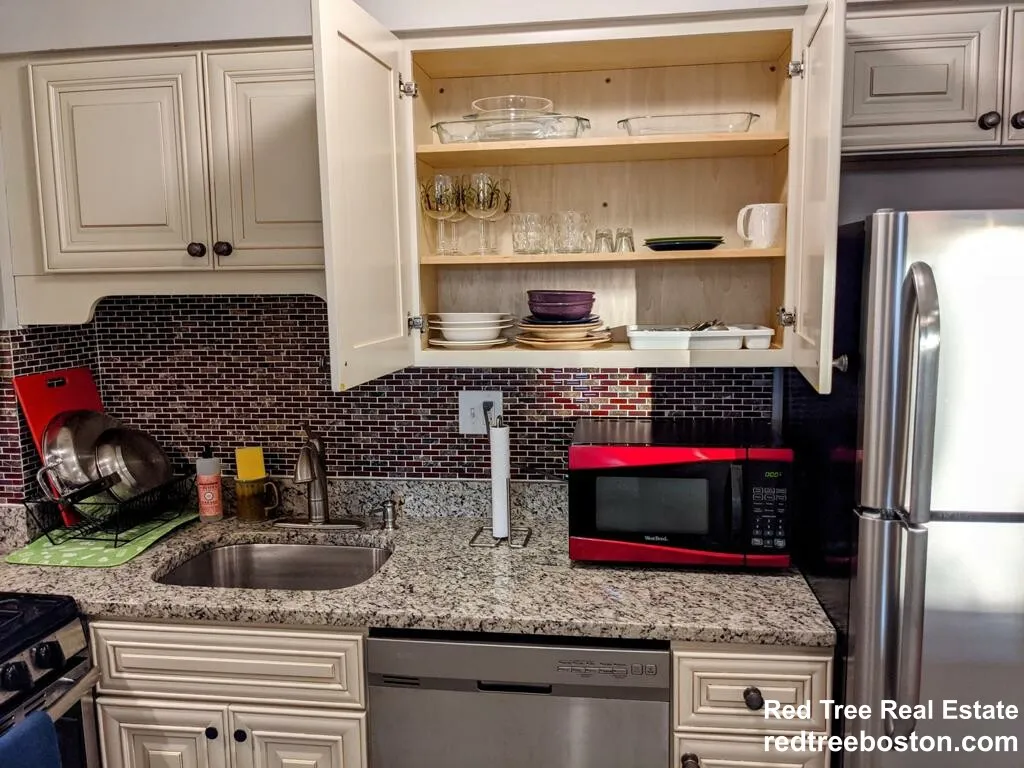1 bed, 1 bath apartment for rent at 27 Bowdoin St Unit 5A, Beacon Hill — photo 5 of 24