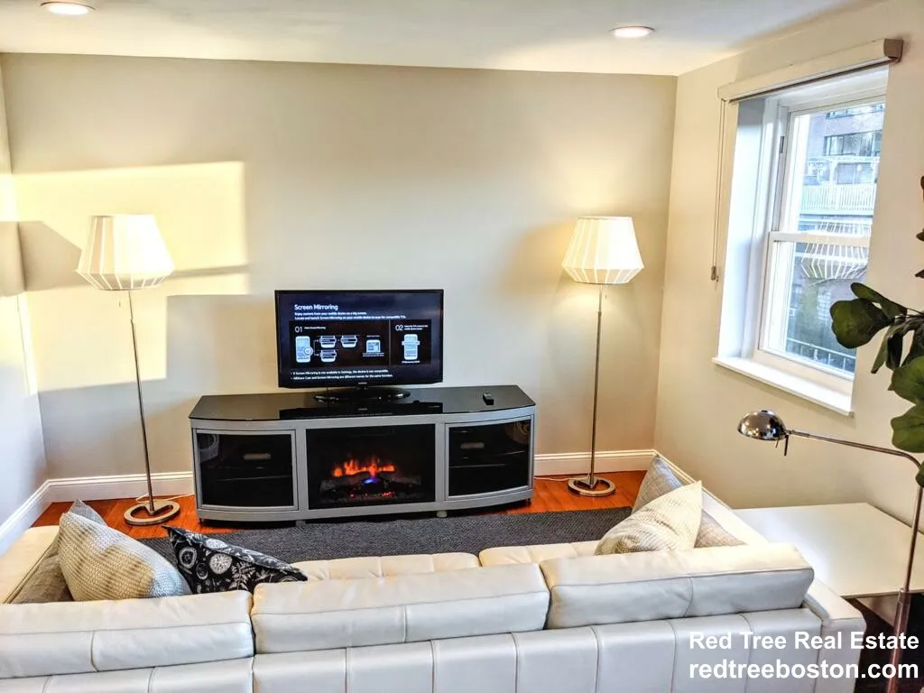1 bed, 1 bath apartment for rent at 27 Bowdoin St Unit 5A, Beacon Hill — photo 3 of 24