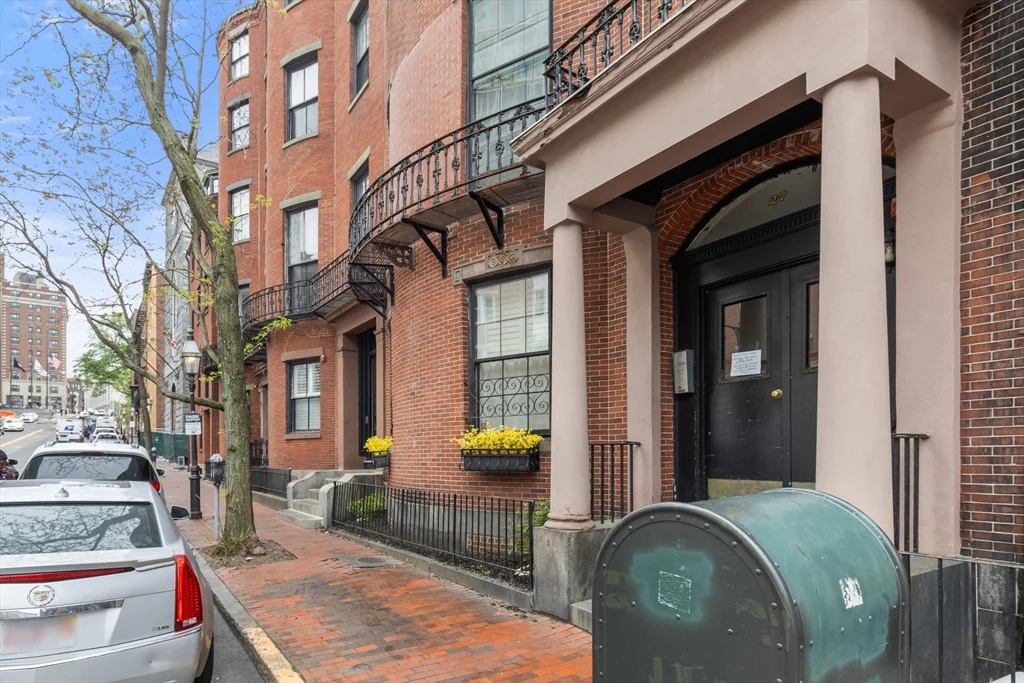 Studio bed, 1 bath apartment for rent at 27 Bowdoin Unit 1C, Beacon Hill — photo 18 of 21