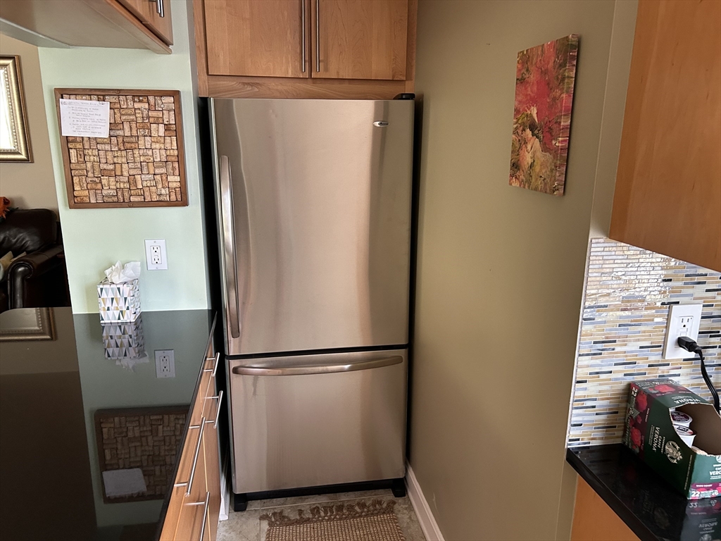 2 bed, 2 bath apartment for rent at 27 Bowdoin Unit 4 CD, Beacon Hill — photo 3 of 16