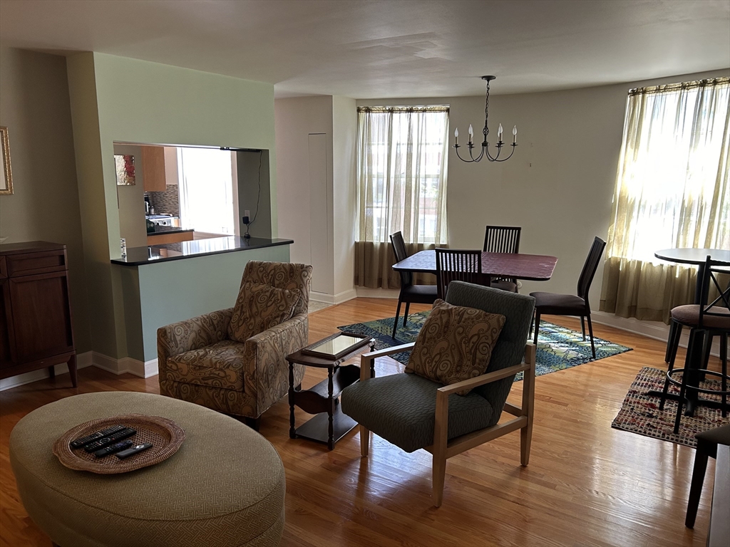 2 bed, 2 bath apartment for rent at 27 Bowdoin Unit 4 CD, Beacon Hill — photo 1 of 16