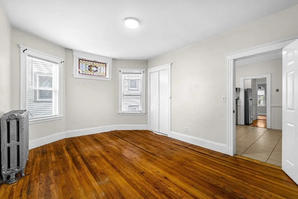 3 bed, 1 bath apartment for rent at 27 Brinsley St Unit 1, Roxbury — photo 5 of 16