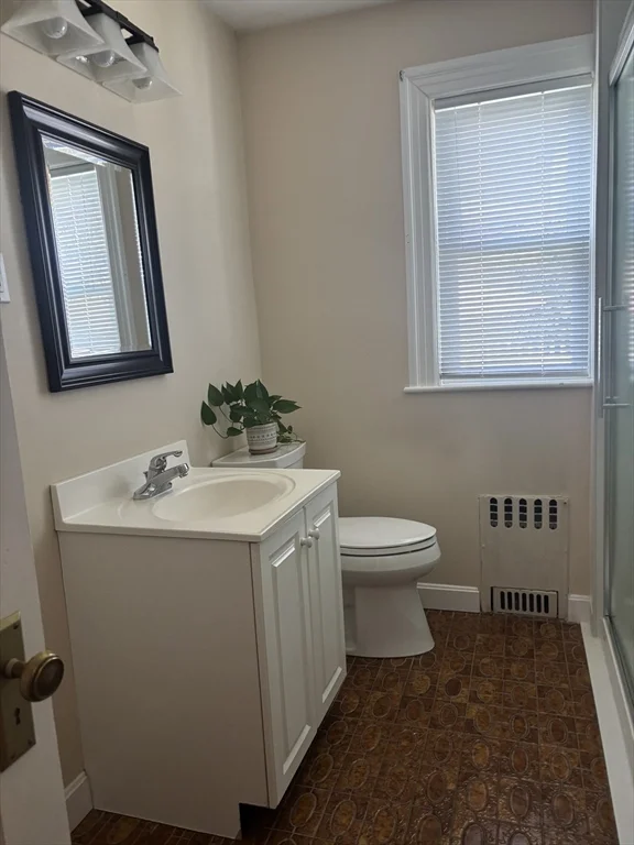 2 bed, 1 bath apartment for rent at 27 Broadway Unit 27, Nonantum — photo 10 of 14