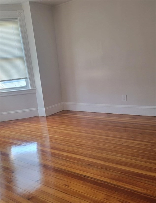 3 bed, 1 bath apartment for rent at 27 Brooks Ave Unit 27, Quincy — photo 13 of 15