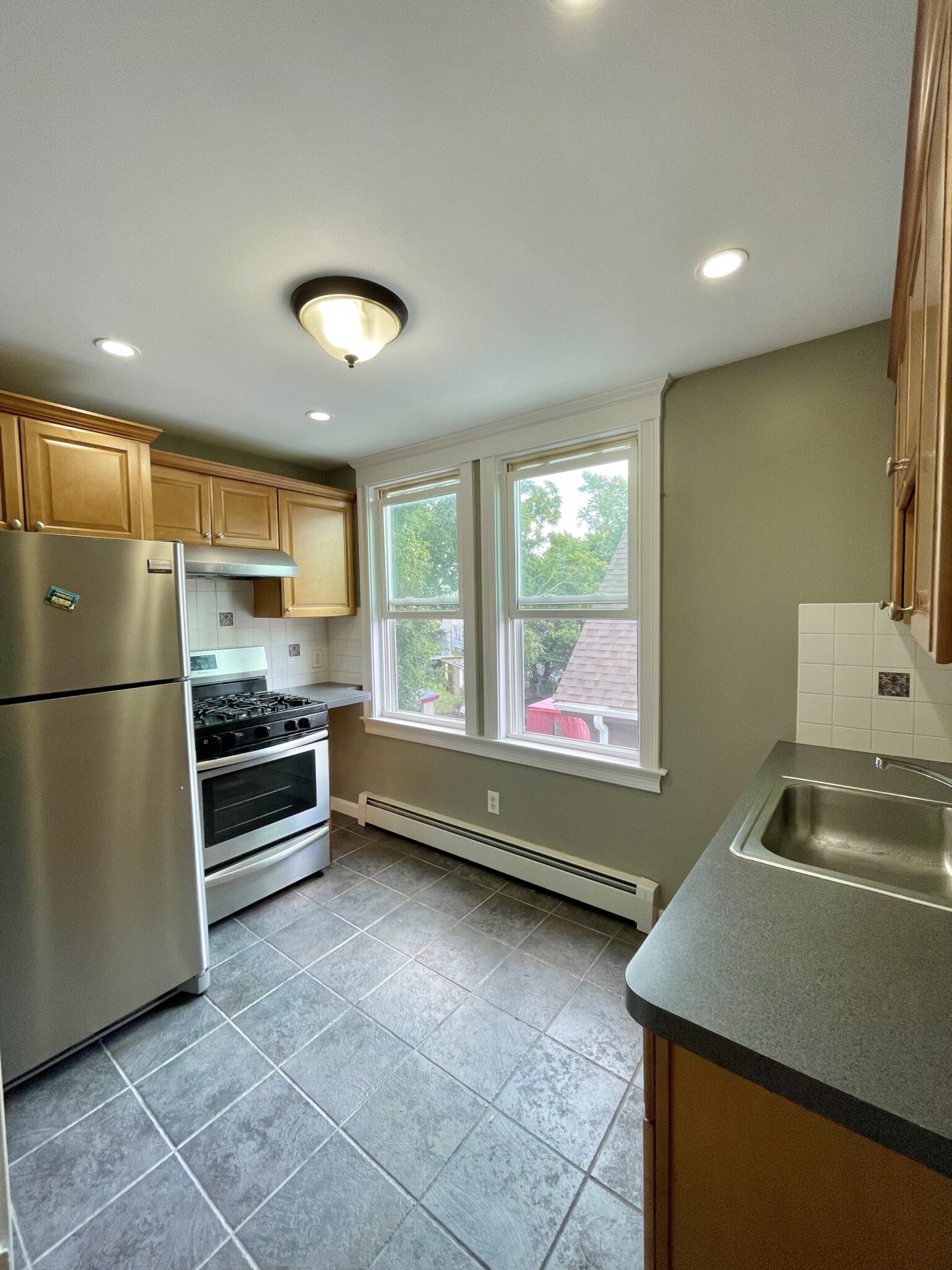 1 bed, 1 bath apartment for rent at 27 Brookview St Unit 3, Dorchester — photo 14 of 19