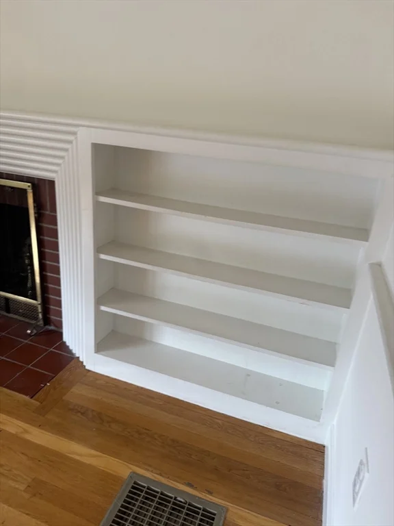 2 bed, 1 bath apartment for rent at 27 Buena Vista, Arlington — photo 9 of 20