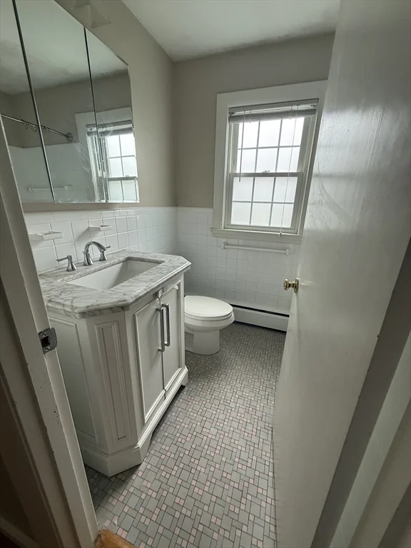 2 bed, 1 bath apartment for rent at 27 Buena Vista, Arlington — photo 18 of 20