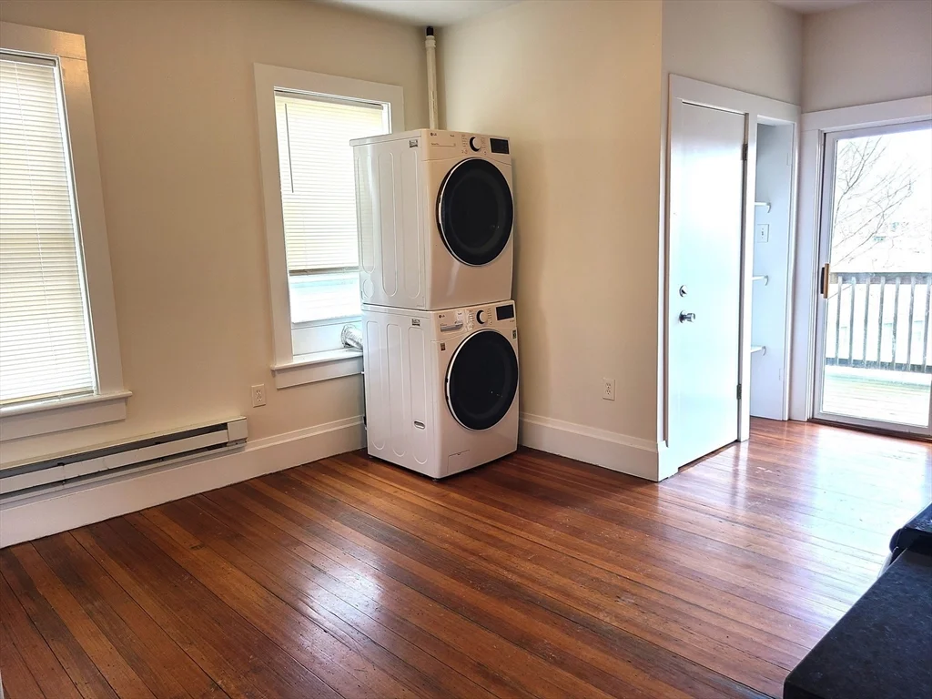 3 bed, 1 bath apartment for rent at 27 Buttonwood St Unit 1, Dorchester — photo 19 of 22