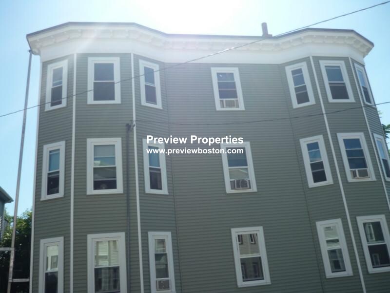 3 bed, 1 bath apartment for rent at 27 Buttonwood St Unit 3P, Dorchester — photo 10 of 10