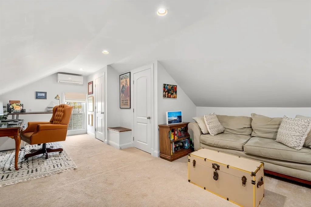 3 bed, 2 bath apartment for rent at 27 Champa St Unit 2, Newton — photo 13 of 16