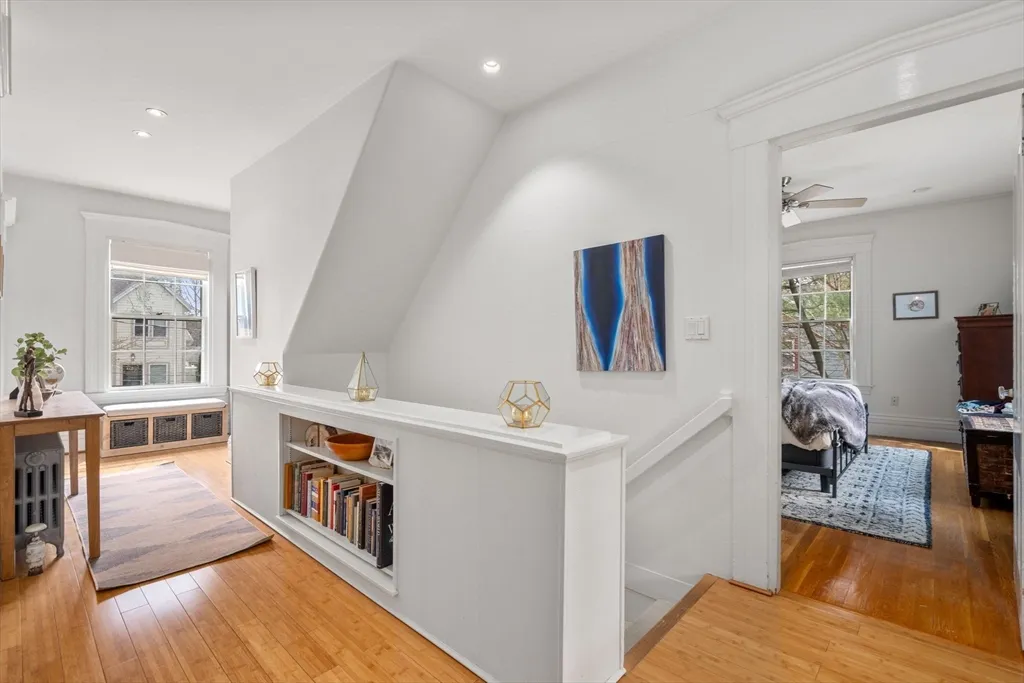 3 bed, 2 bath apartment for rent at 27 Champa St Unit 2, Newton — photo 3 of 16