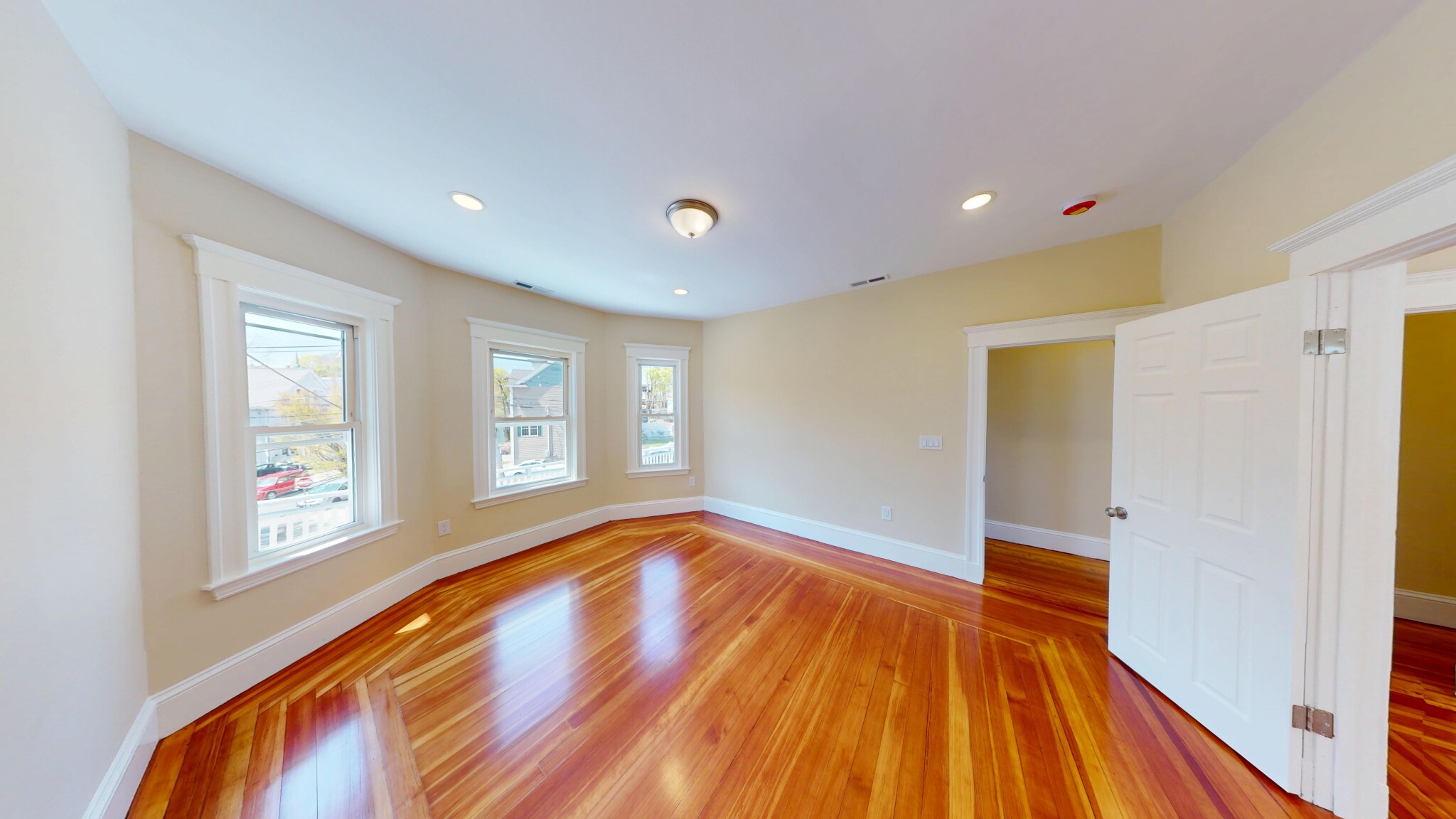 3 bed, 2 bath apartment for rent at 27 Champney St Unit 1, Brighton