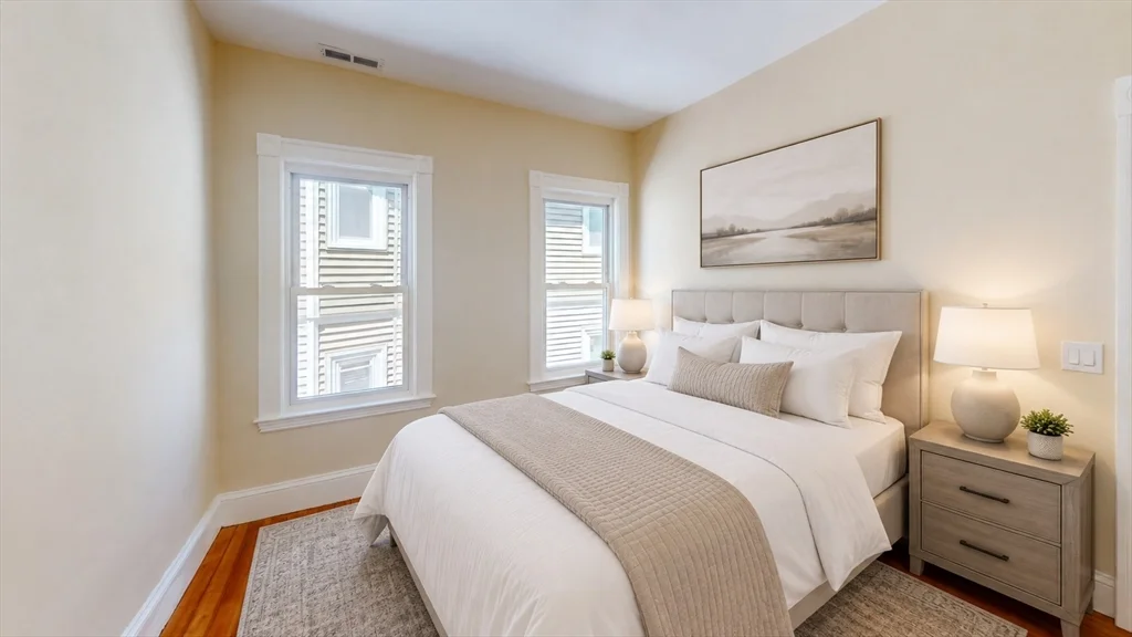 4 bed, 2 bath apartment for rent at 27 Champney St Unit 2, Brighton — photo 6 of 10