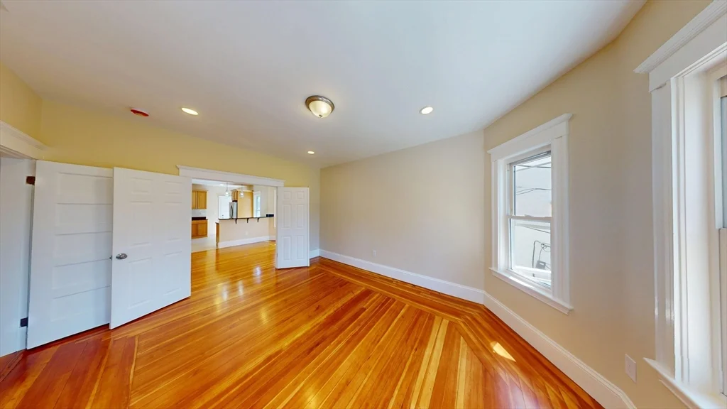 4 bed, 2 bath apartment for rent at 27 Champney Unit 1, Brighton — photo 2 of 17
