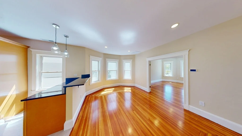 4 bed, 2 bath apartment for rent at 27 Champney Unit 1, Brighton — photo 8 of 17