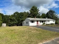 3 bed, 2 bath apartment for rent at 27 Charlesdale Rd, Medfield — photo 23 of 24