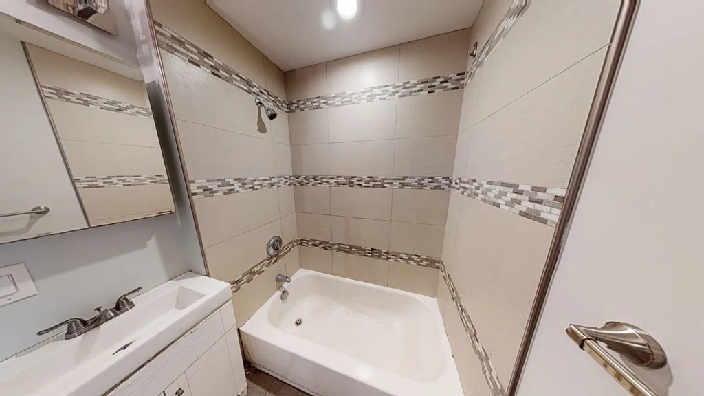 5 bed, 2 bath apartment for rent at 27 Chestnut Ave Unit 1, Jamaica Plain — photo 13 of 39