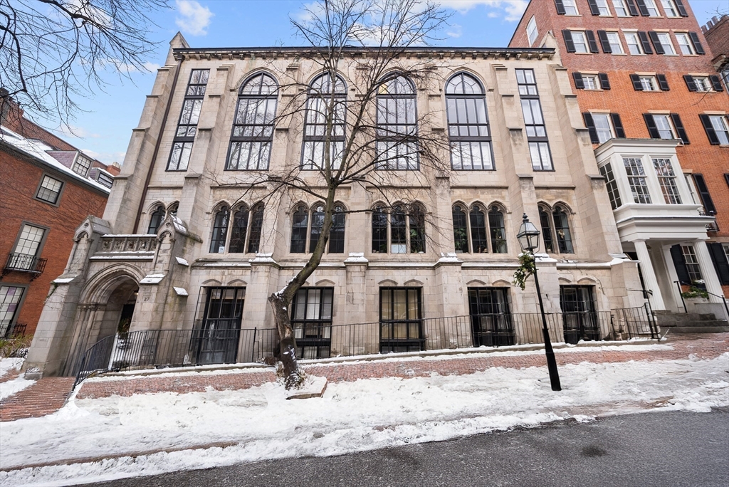 2 bed, 2 bath apartment for rent at 27 Chestnut St Unit 2A, Beacon Hill — photo 12 of 14