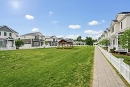 3 bed, 2 bath apartment for rent at 27 Cleary Cir Unit 27, Norfolk — photo 3 of 42