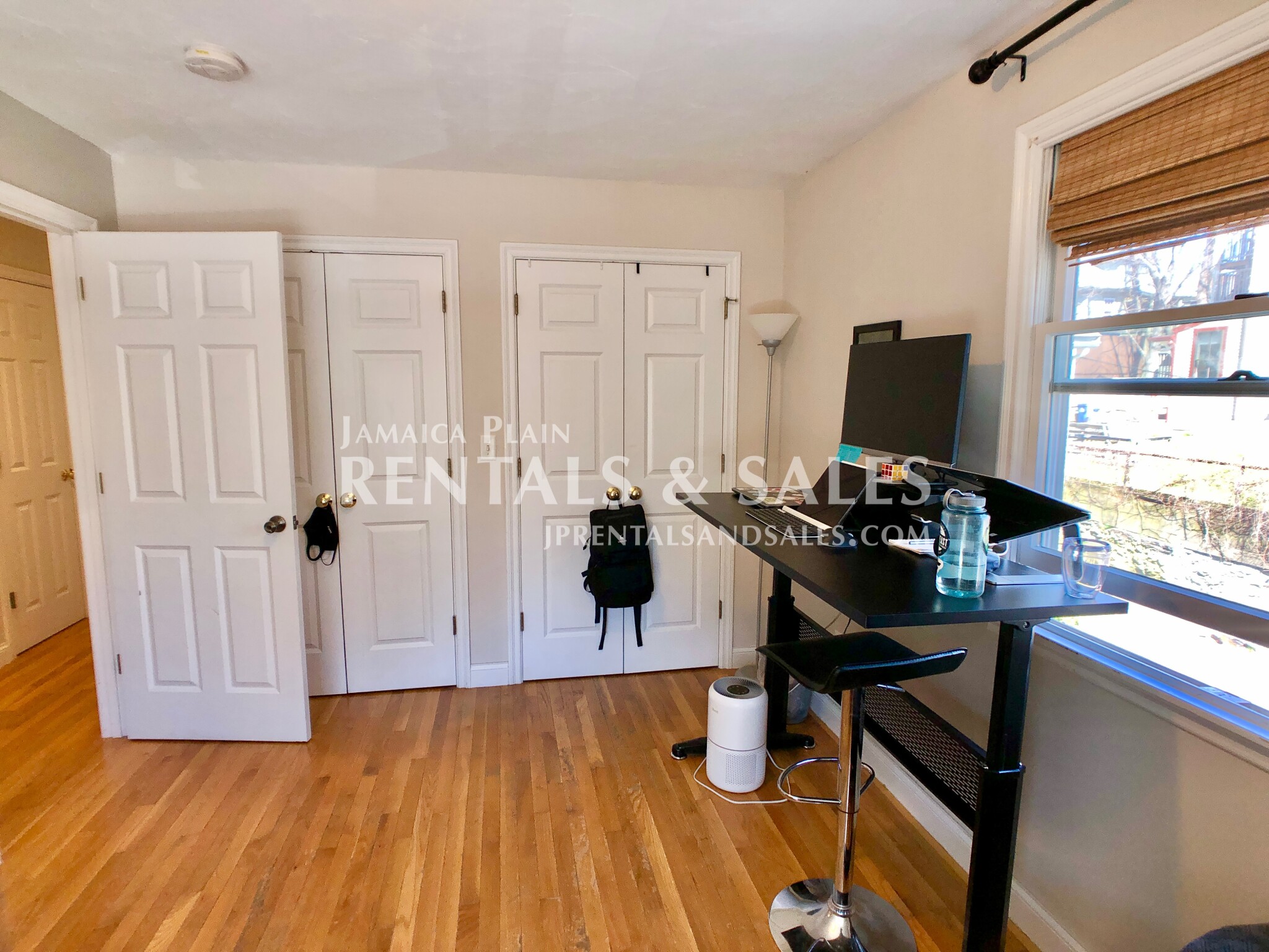 3 bed, 1.5 bath apartment for rent at 27 Clive St Unit A, Jamaica Plain — photo 13 of 19