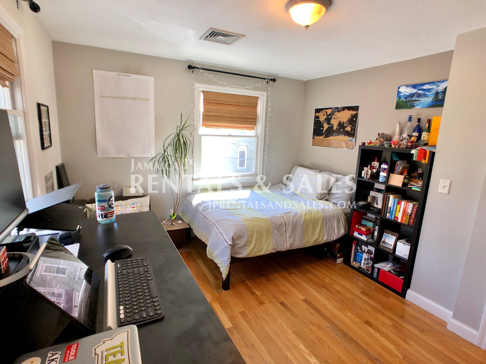 3 bed, 1.5 bath apartment for rent at 27 Clive St Unit A, Jamaica Plain — photo 12 of 19