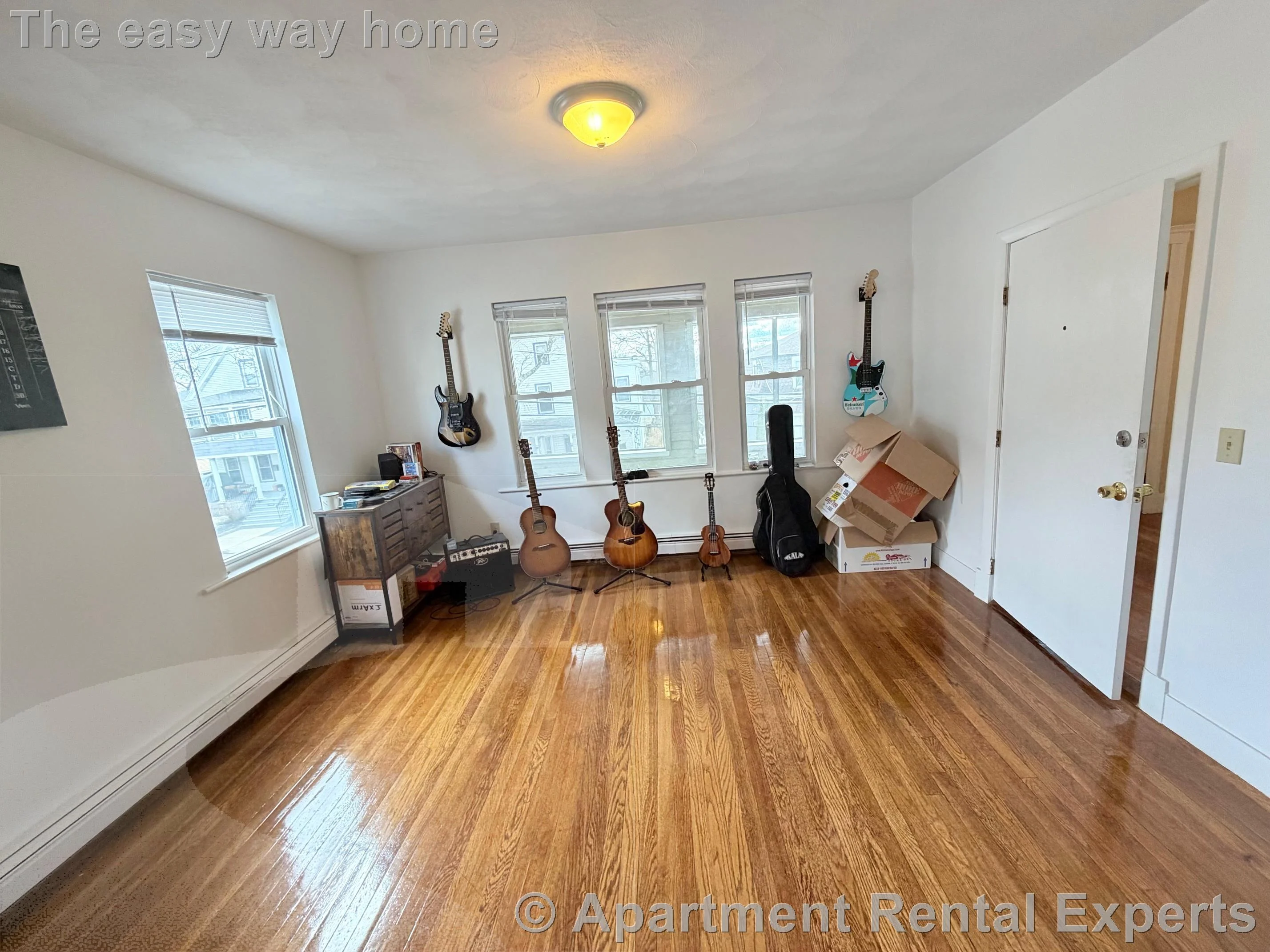 2 bed, 1 bath apartment for rent at 27 Conwell Ave Unit 2, Teele Square — photo 5 of 21