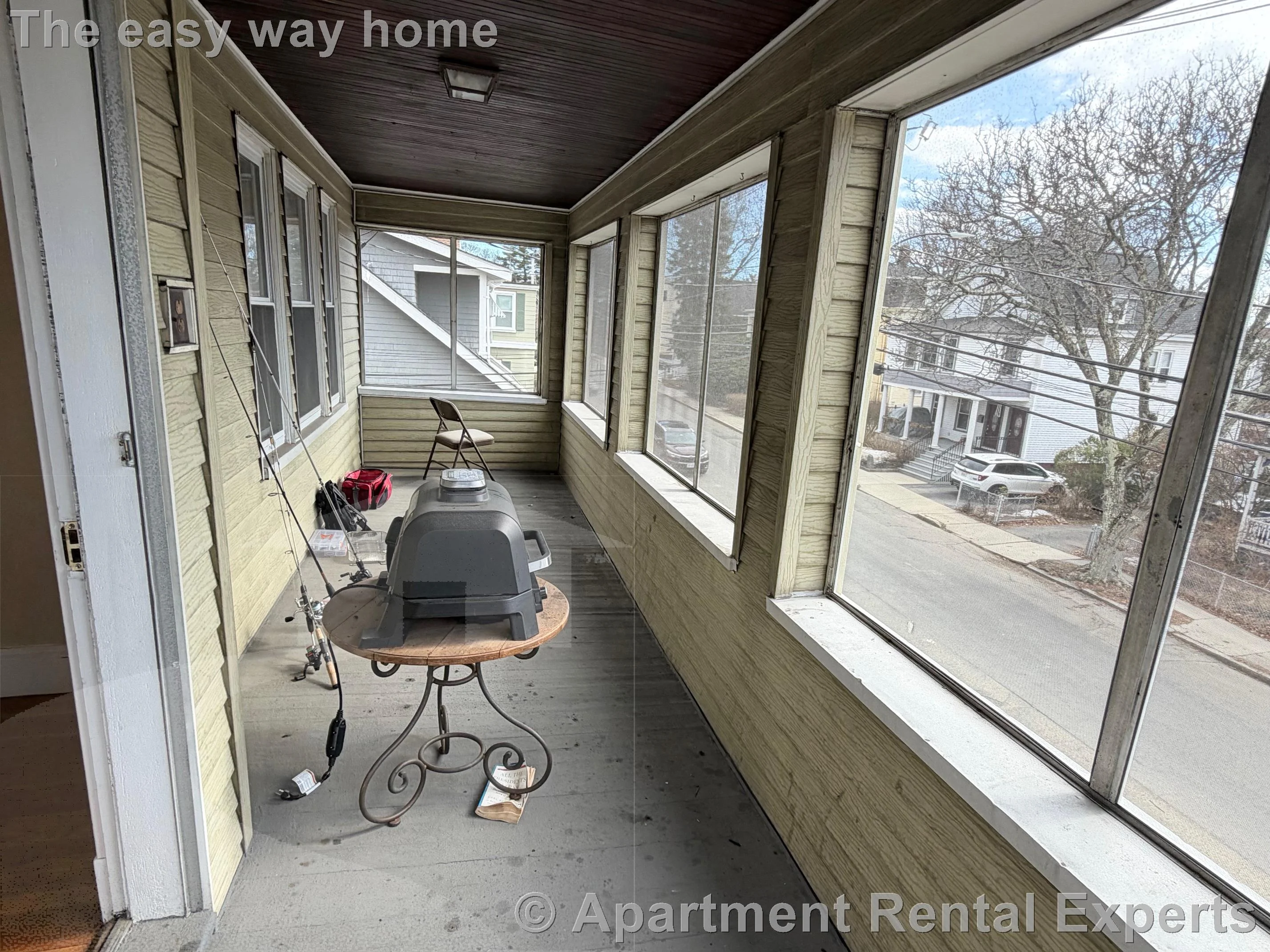 2 bed, 1 bath apartment for rent at 27 Conwell Ave Unit 2, Teele Square — photo 9 of 21