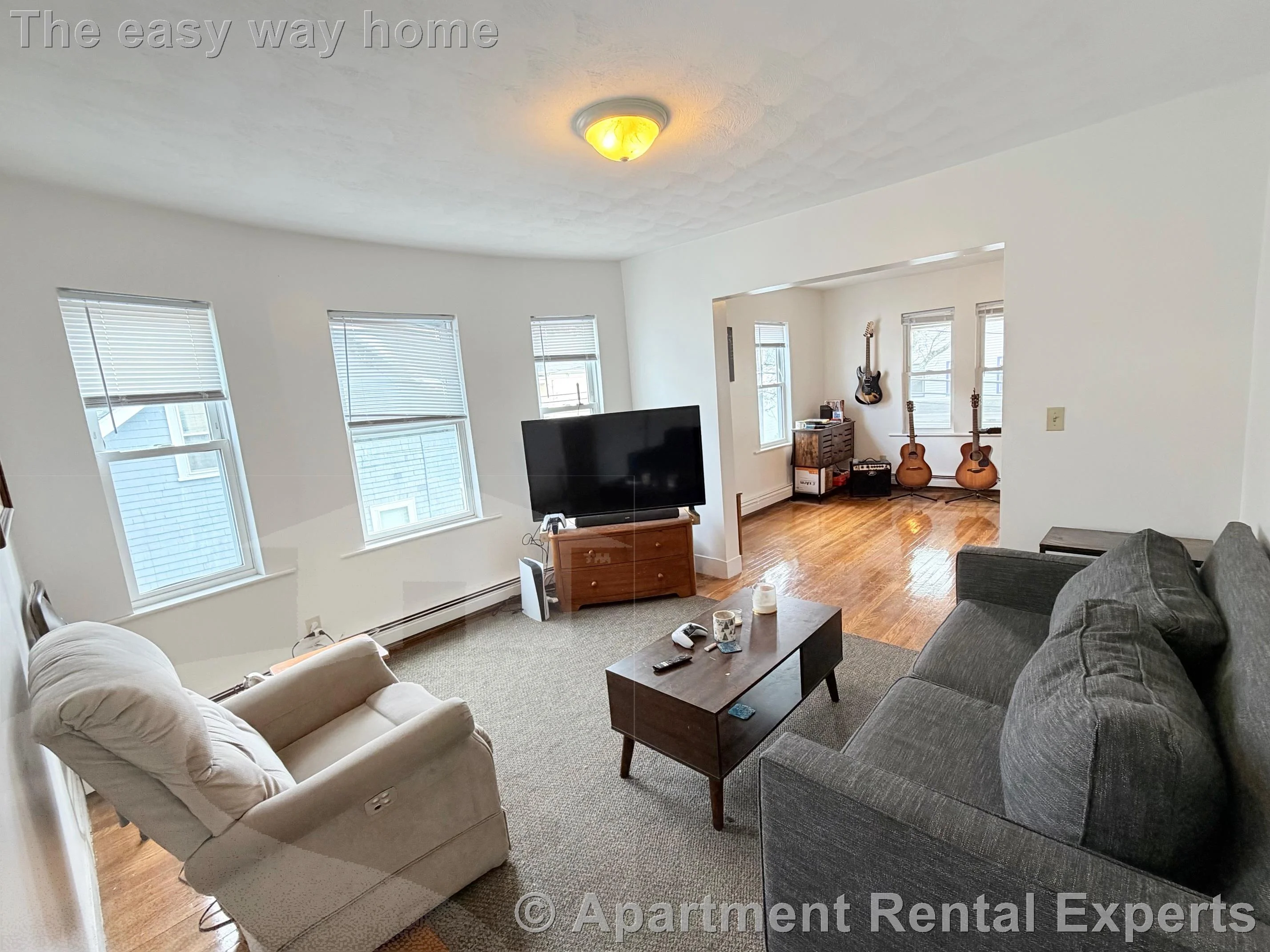 2 bed, 1 bath apartment for rent at 27 Conwell Ave Unit 2, Teele Square — photo 3 of 21