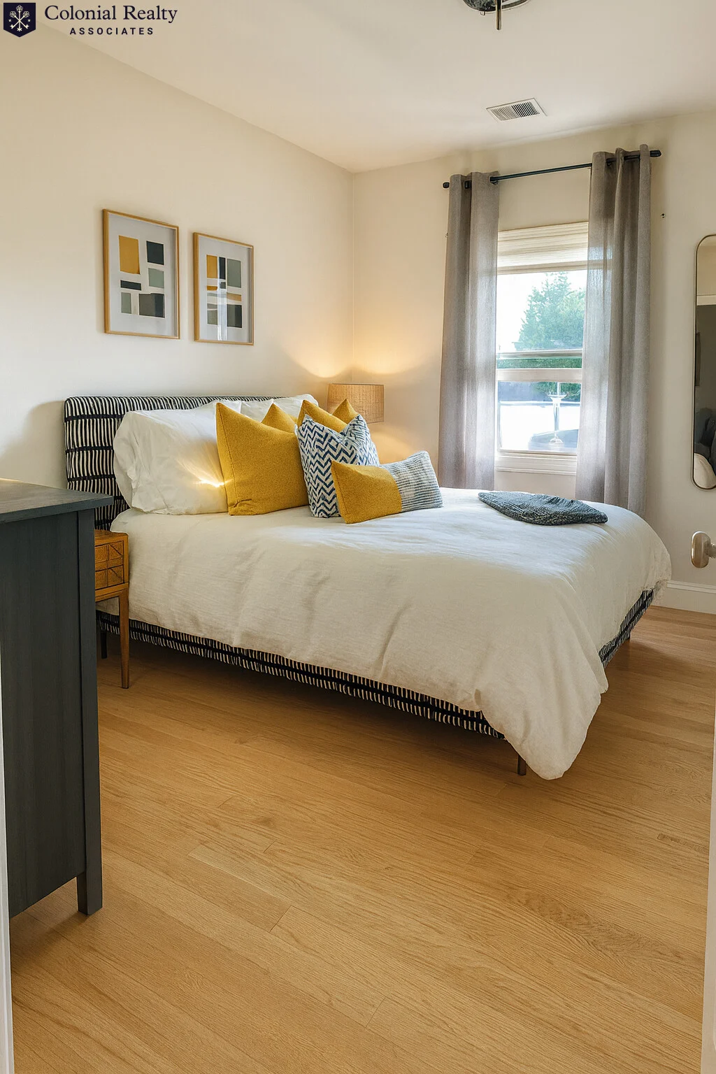 3 bed, 1 bath apartment for rent at 27 Crawford St Unit Rm, Watertown — photo 1 of 18