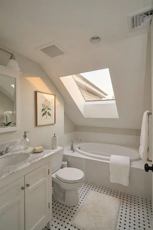 2 bed, 2 bath apartment for rent at 27 Crosby Rd Unit 2, Chestnut Hill — photo 3 of 7