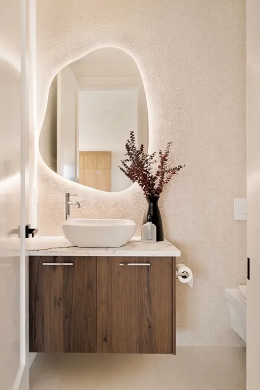 5 bed, 4+ bath apartment for rent at 27 Cross St Unit 27, Newton — photo 18 of 40