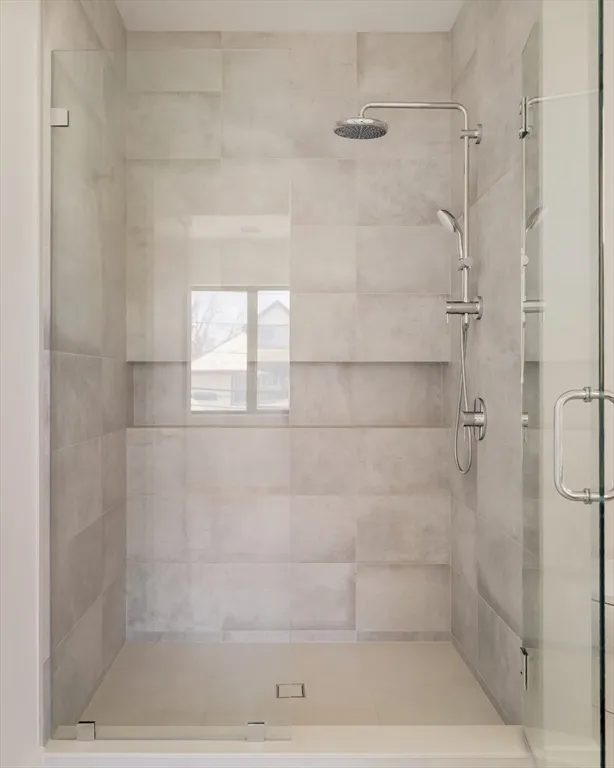 5 bed, 4+ bath apartment for rent at 27 Cross St Unit 27, Newton — photo 22 of 40