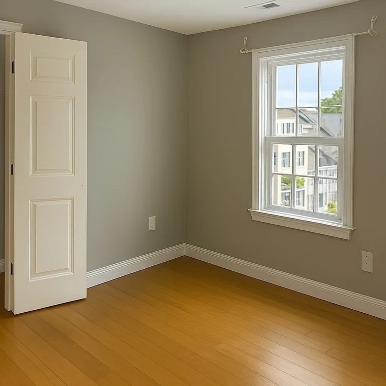 3 bed, 2 bath apartment for rent at 27 Cummings St Unit 2, Medford — photo 4 of 18